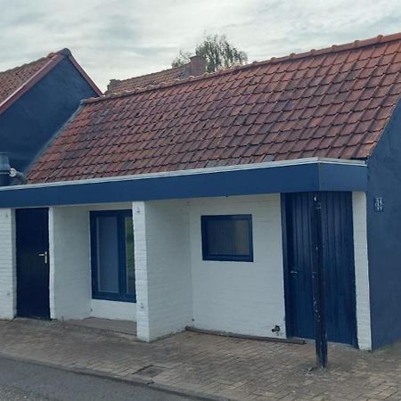 Schrijvershuisje - Sfeer & Stilte Zeeuws Vlaanderen Zaamslag Екстер'єр фото